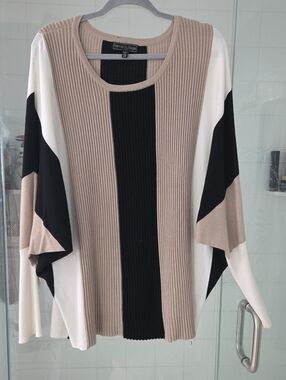 Colorblock Ribbed Sweater - Beige, Black & White